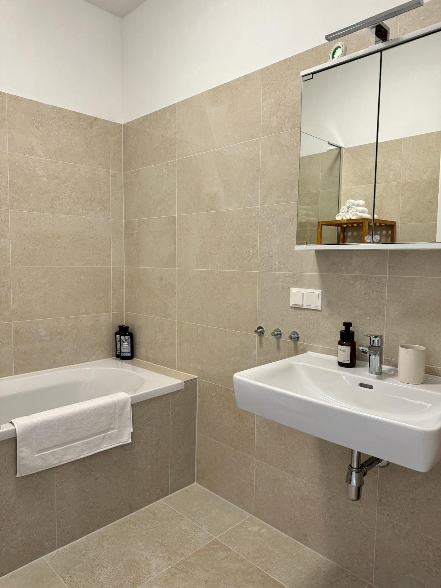 City Apartment Nahe Schoenbrunn 13 Vienna Luaran gambar